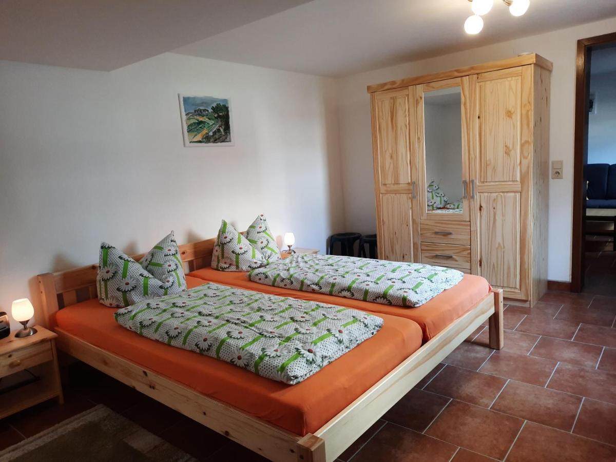 Ferienhaus Und Ferienwohnung Buettner Rathmannsdorf Exteriör bild