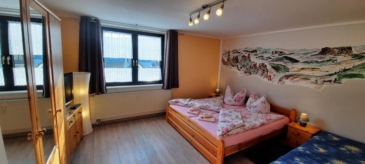 Ferienhaus Und Ferienwohnung Buettner Rathmannsdorf Exteriör bild